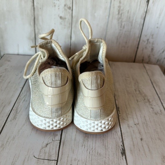 Urban Sport Beige Knit Casual Sneakers Breathable Mesh Lace-Up Comfort Size 6 - Picture 3 of 9